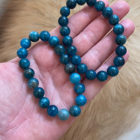 Apatite Gemstone bracelets - Picture 5 of 11